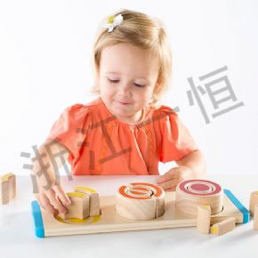 Developing language cognitionRound nested score learning board